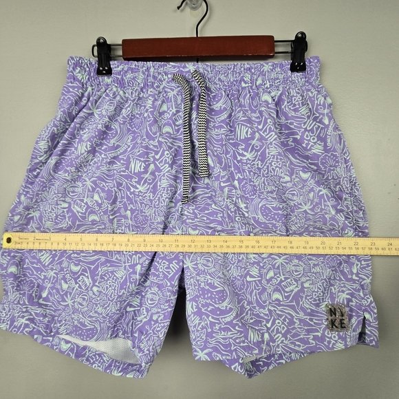 NIKE Shark Lap 6.5" Volley Swim Trunks Color‎ Atomic Violet Mens Size L Swimming - Picture 11 of 15